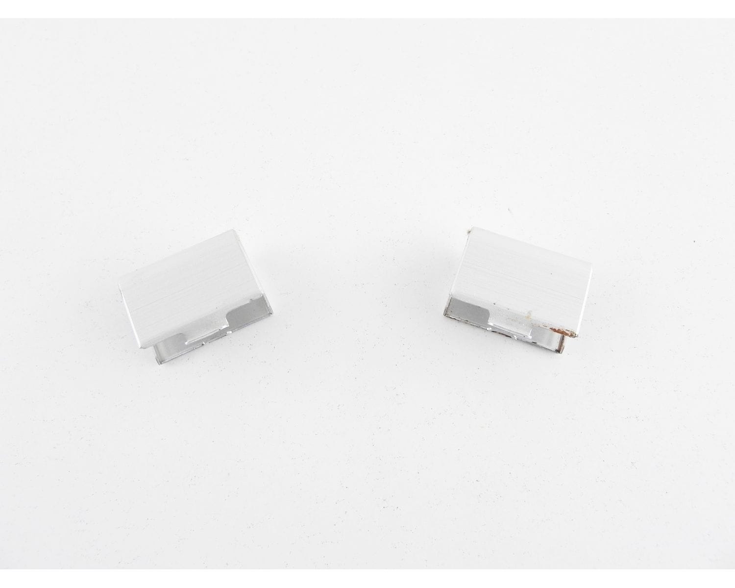 HP Pavilion g6-1000 g6-1213er g6-1360er g6-1124er g6-1106er Крышки на петли левая и правая