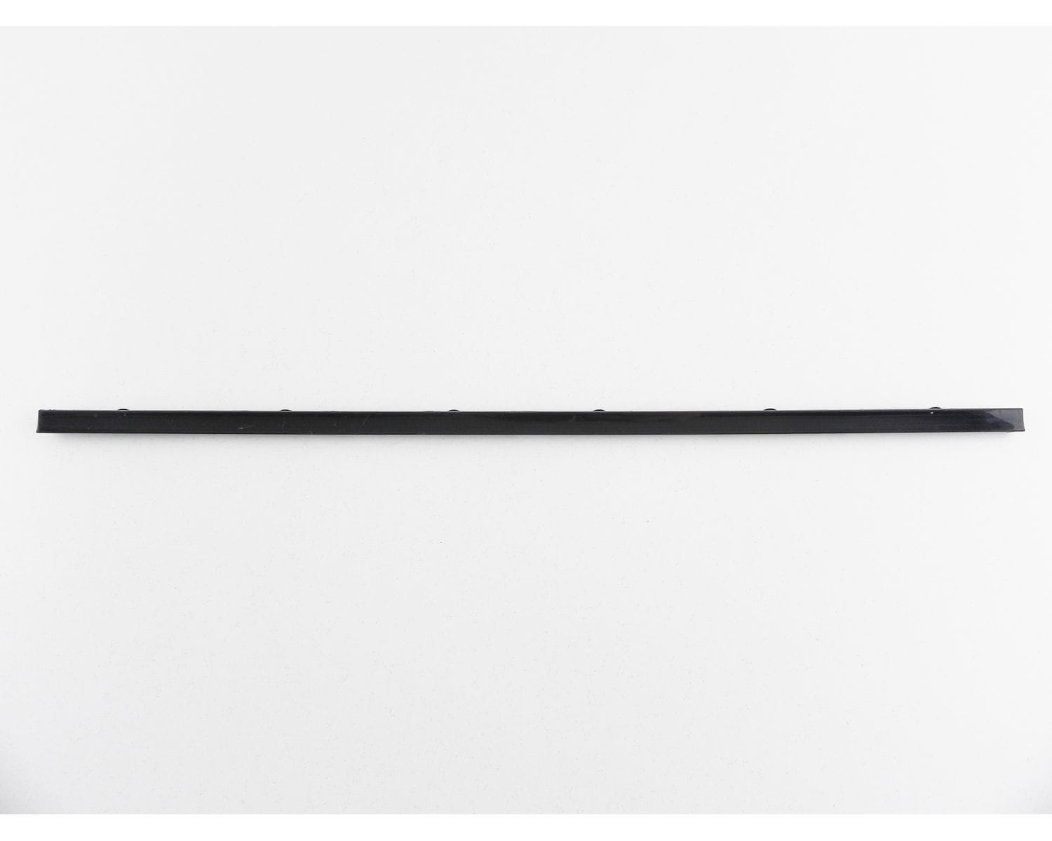 Toshiba Satellite C650 L650 C655 L655 панель закрывающая крепления клавиатуры 6051B0555701