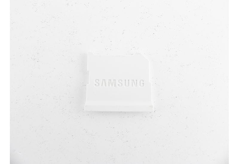 Samsung N130 NP-N130 Пластиковая Заглушка картридера (цвет белый) BA61-01201
