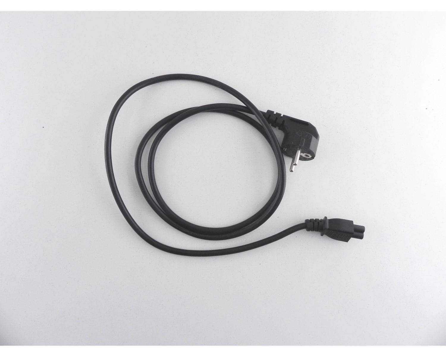Купить Кабель питания IEC C13 - Евровилка от телевизора LG 32LN542V