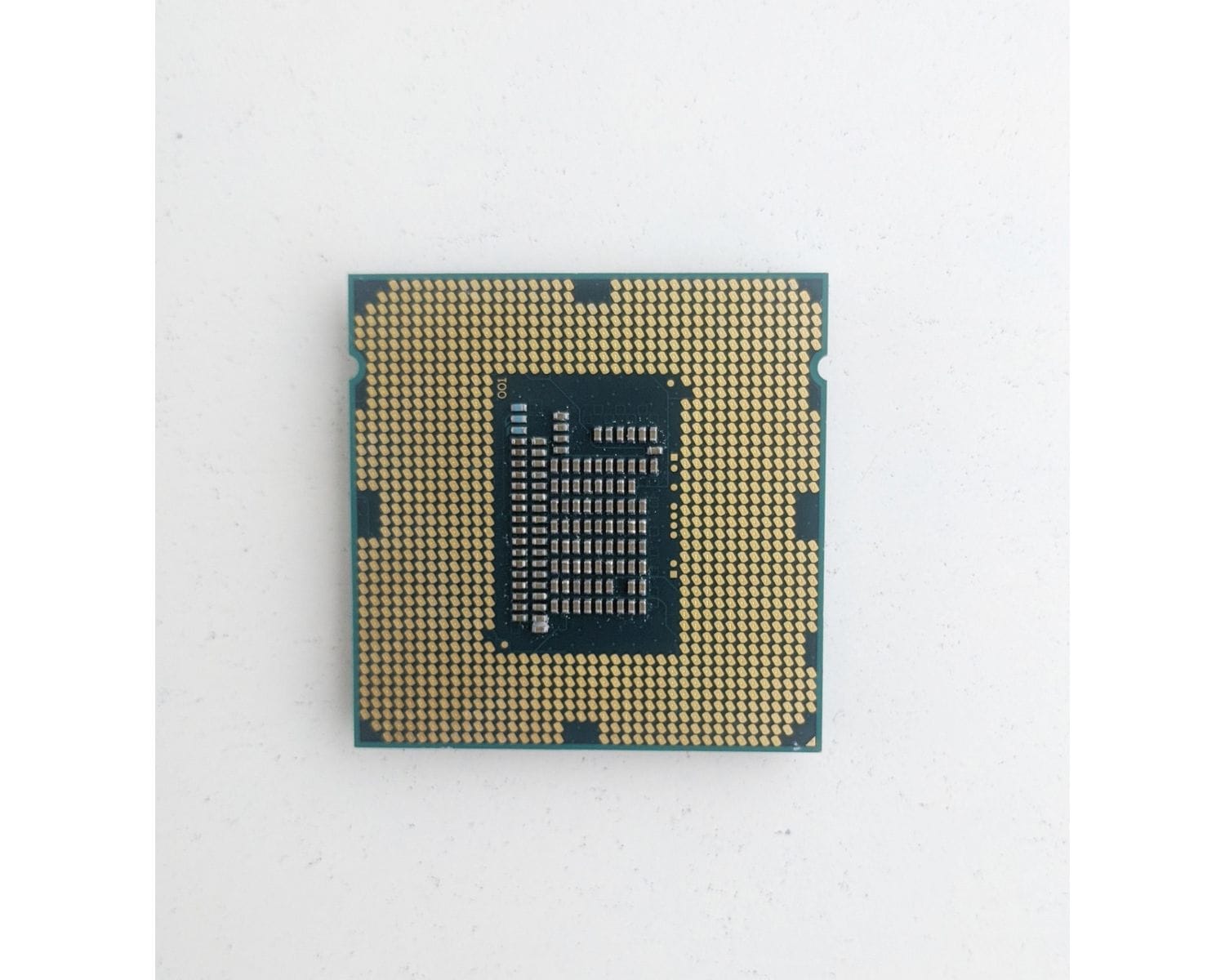 Процессор intel 3. Процессор Intel Pentium g3220. Intel(r) Core(TM) i3-2100 CPU. Процессор Intel i3 2100. Intel Pentium g3220 GPZ.