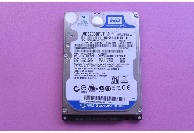 Western Digital WD3200BPVT 320GB 2.5" SATA HDD жесткий диск не рабочий На Запчасти