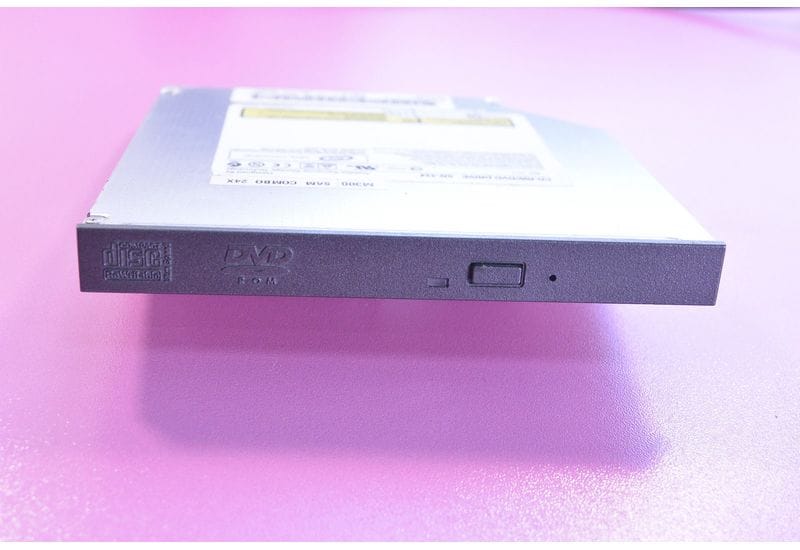 Clevo M3C DVD привод с панелькой SN-324 6GKX404640
