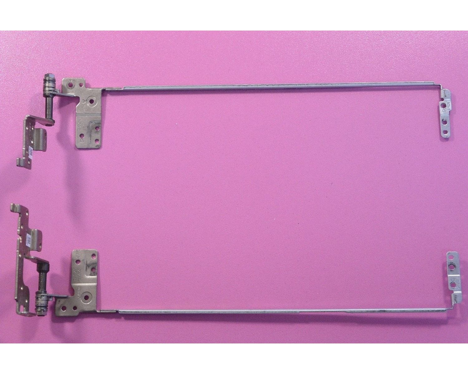 Lenovo B50-45 B50-30 Стойки матрицы с петлями пара (левая и правая) AM14K000300