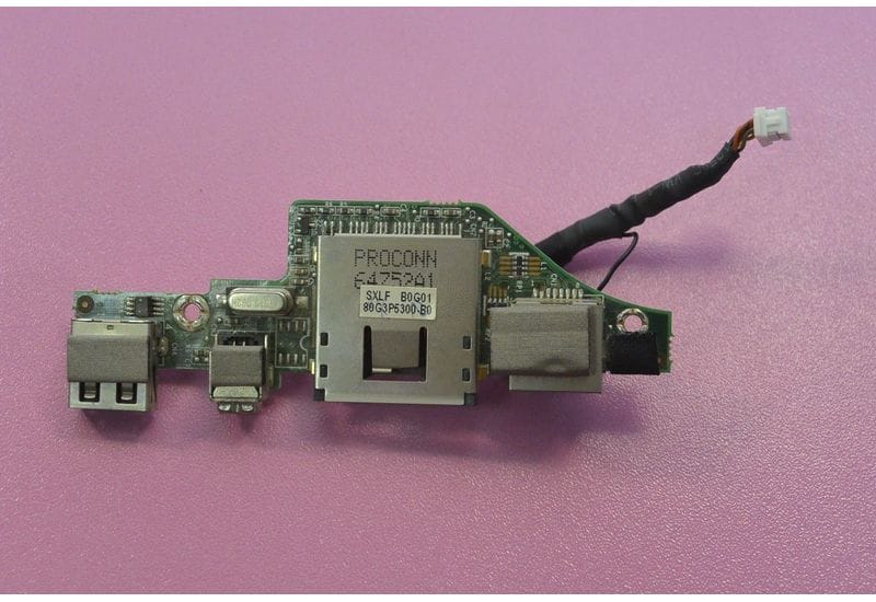 Fujitsu-Siemens AMILO Pi 1536 плата с портами USB / LAN /  картридер с кабелем 80G3P5300-B0