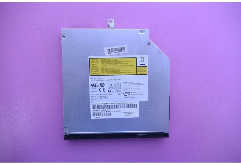 MSI M670 MS-1632 DVD привод с панелькой AD-7530A
