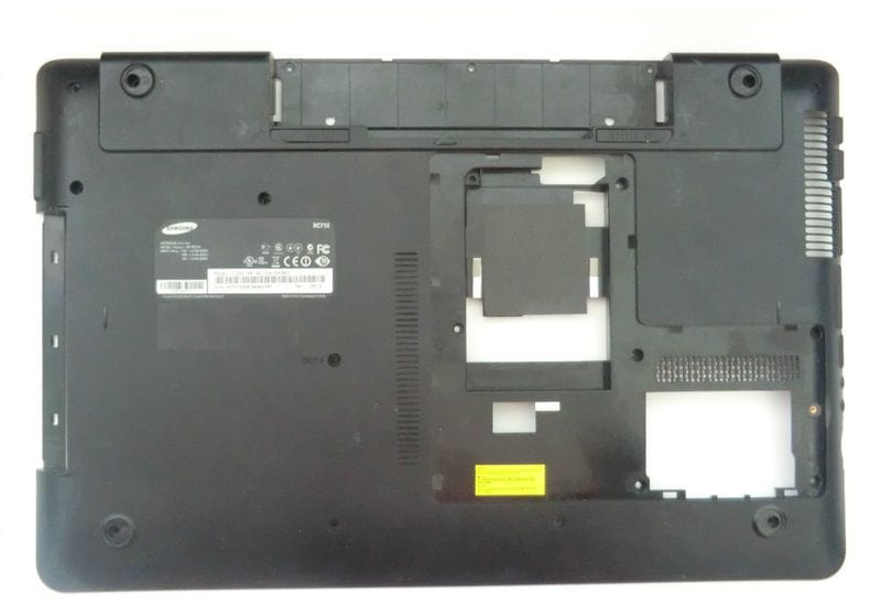 Samsung NP-RC710 нижняя часть корпуса p/n BA75-02828A
