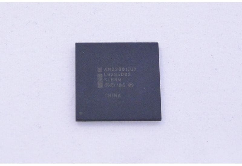 New AM82801IUX South Bridge Intel SLB8N BGA Chipset with Balls С