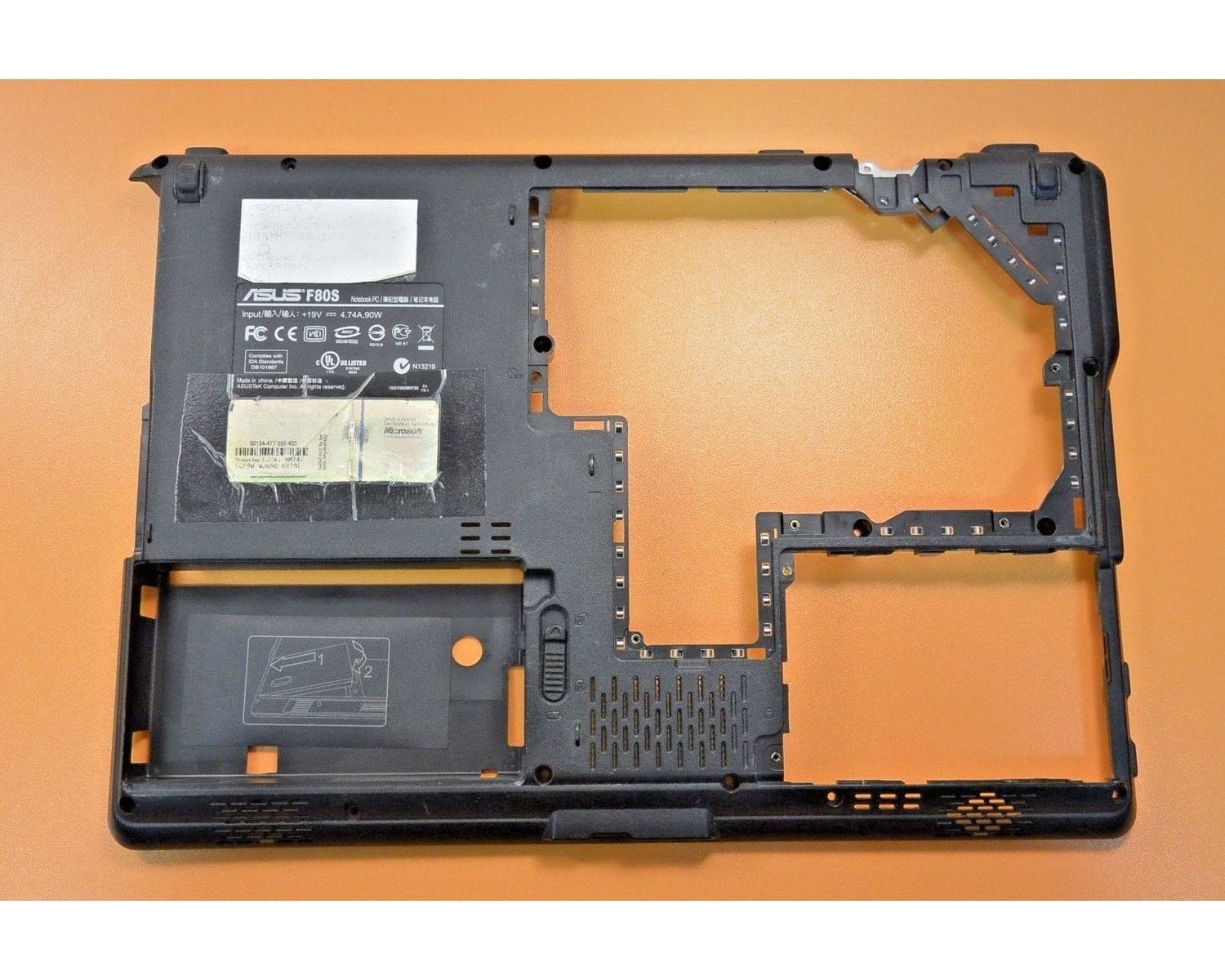ASUS F80S F80 F80L X82S нижняя часть корпуса 13GNM81AP030