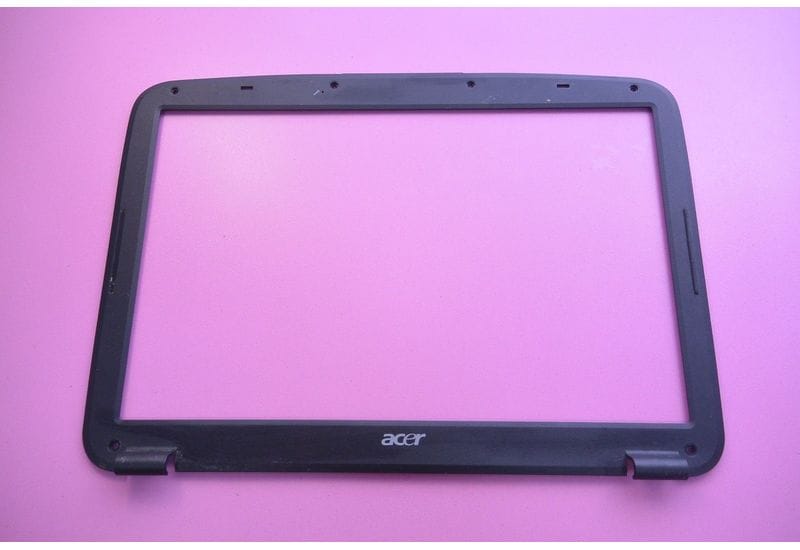 Acer Aspire 4315 14.1" рамка матрицы 41.4U703.004