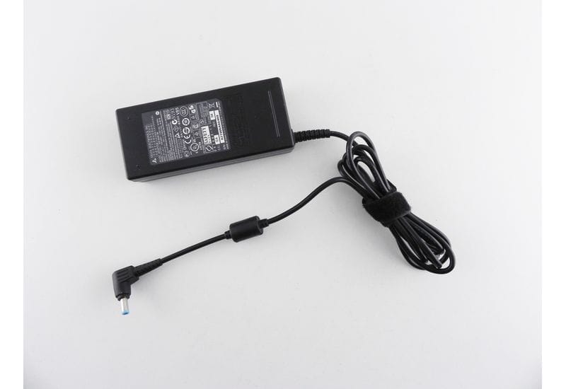 Зарядное устройство для Acer 90W 5.5*1.7 с кабелем питания