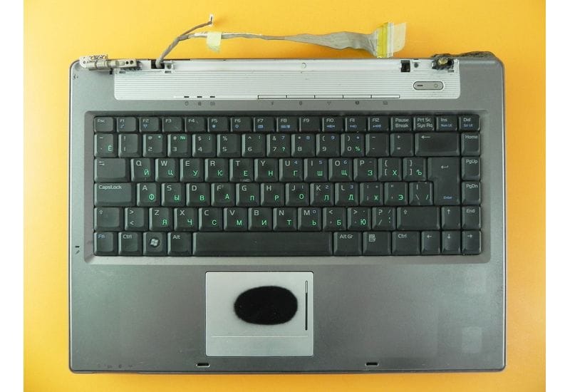 Ноутбук Asus Z99L 14" нижняя часть нерабочий на детали