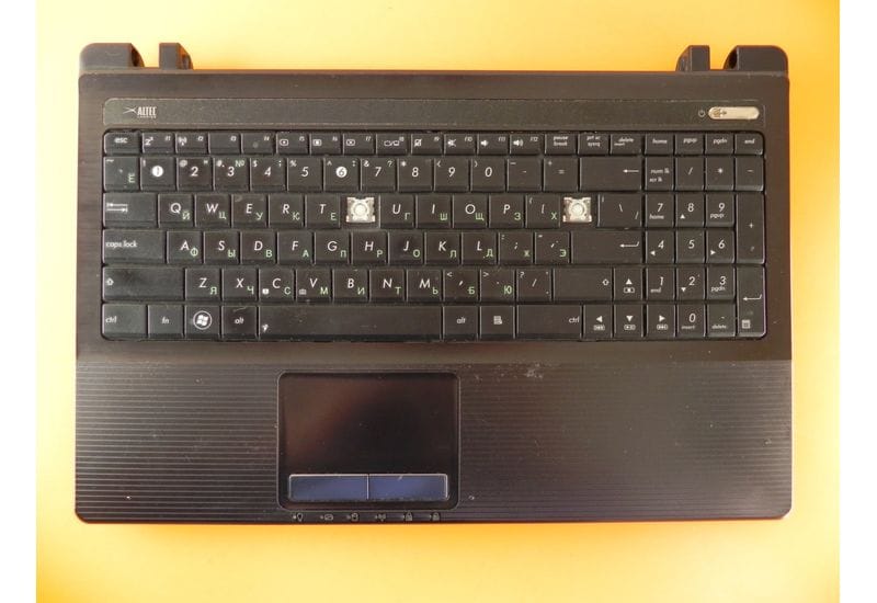 Ноутбук Asus X53T 15.6" К53TA нижняя часть нерабочий на детали