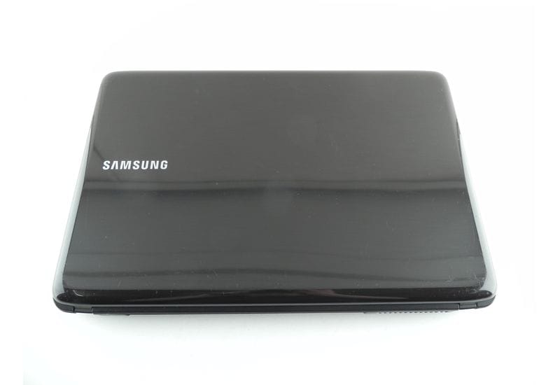 Ноутбук Samsung NP-R540 15.6" NP-R540-JS03RU не рабочий без HDD
