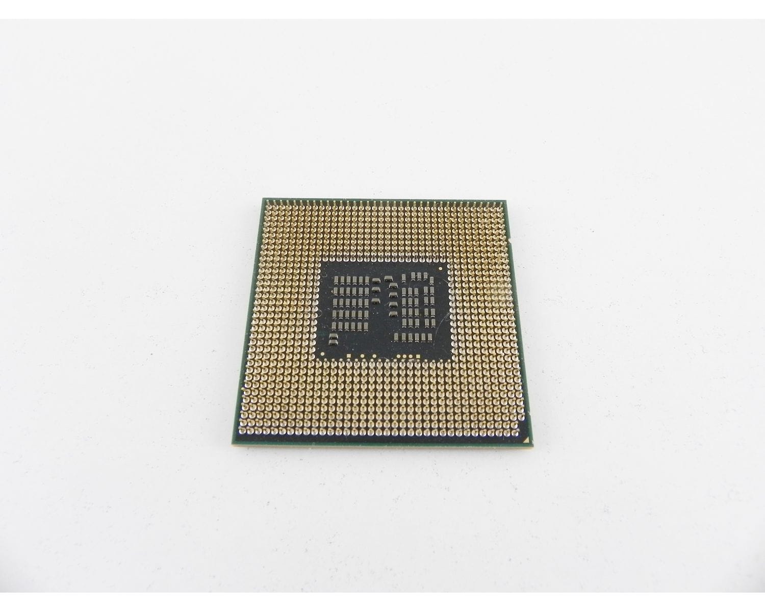 Intel Core i3-350M SLBPK SLBU5 モバイルCPUプロセッサー ソケットG1 PGA988 2.26GHz 3MB 2.5 GT/s Intel Core i3 350M SLBPK 2.26 GHz CP80617004161AC CPU Processor SLBU5