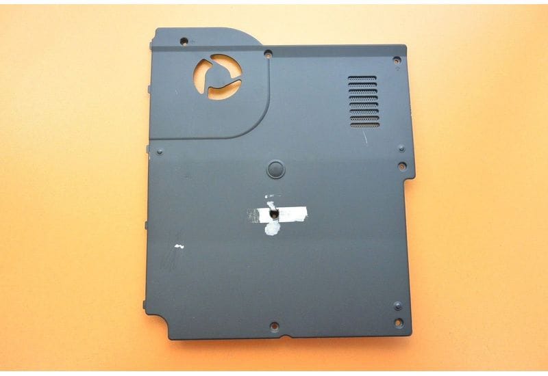 RoverBook PARTNER W500L Fujitsu V2055 V2030 пластиковая крышка закрывающая память 80-41115-50