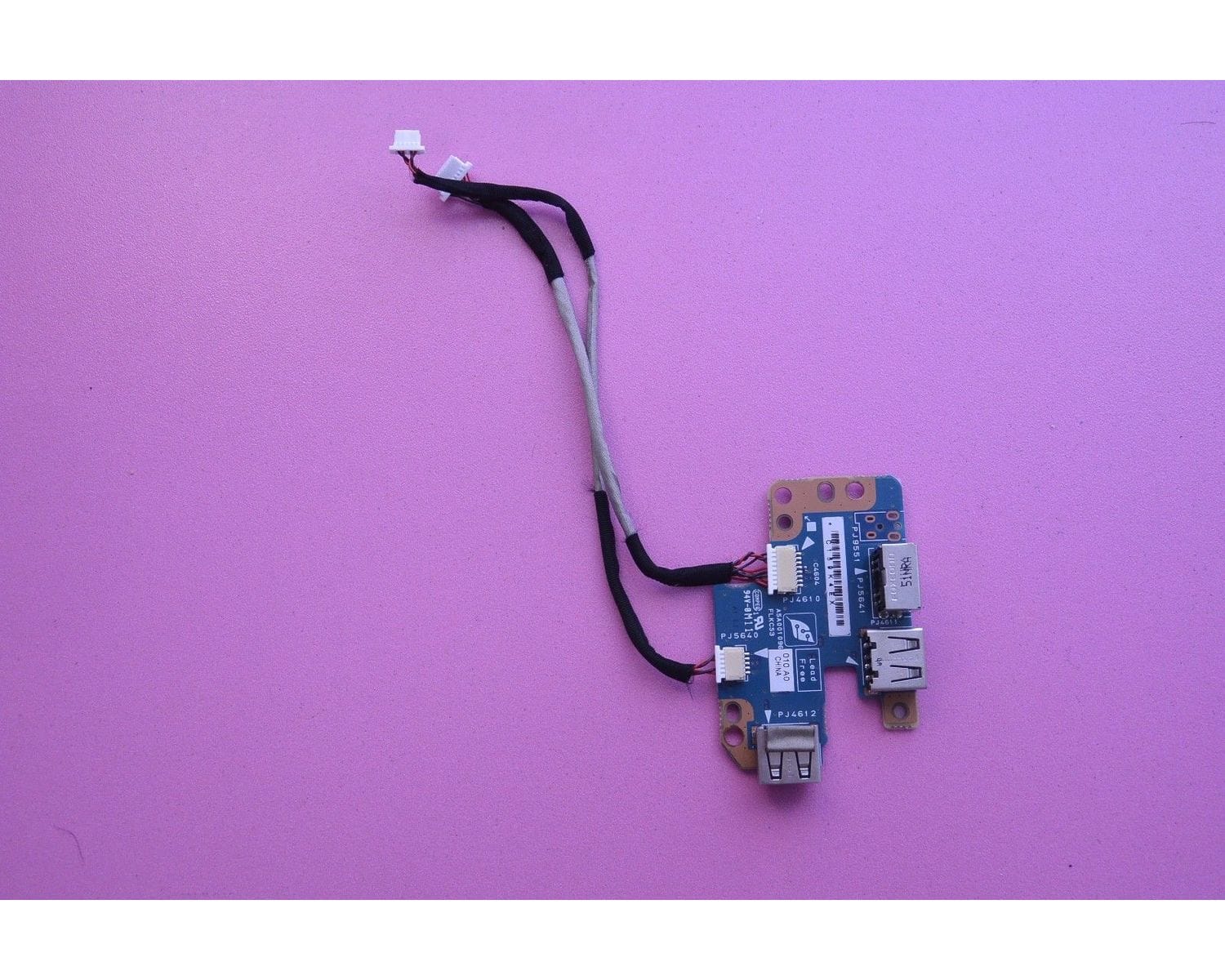 Toshiba Satellite A55-S1063 A55 A50 15" USB S-Video Card Board с кабелем M