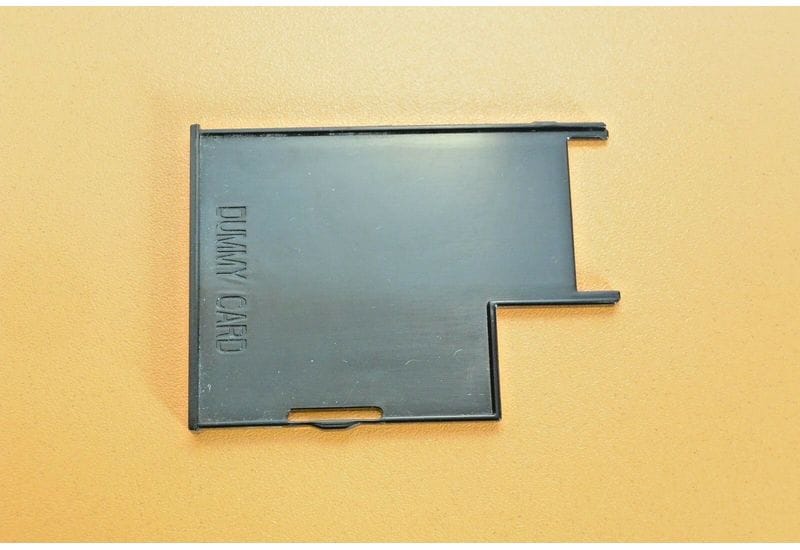 Toshiba Satellite L40 L40-13g L40-139 L40-17T PCMCIA заглушка в слот Card