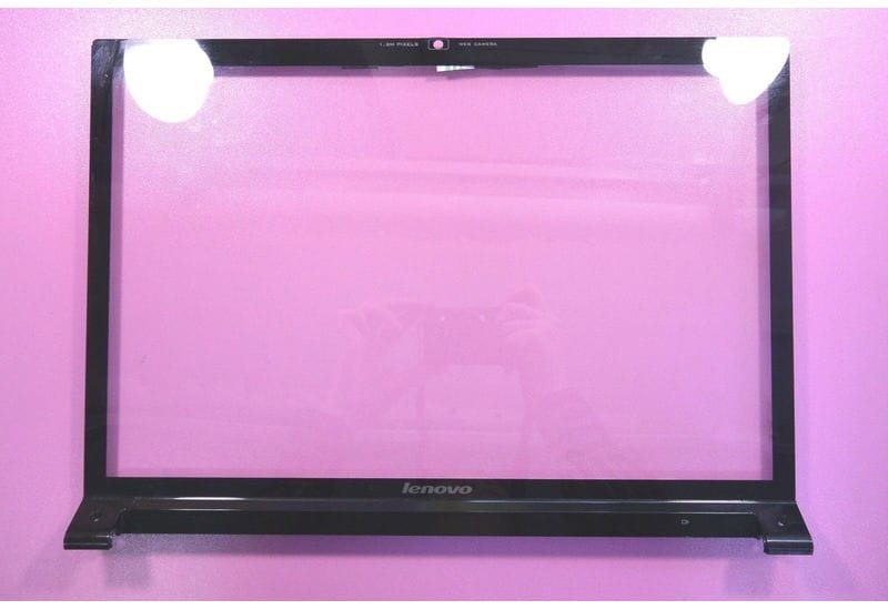 LENOVO IdeaPad Y510 рамка для  верхней части корпуса со стеклом
