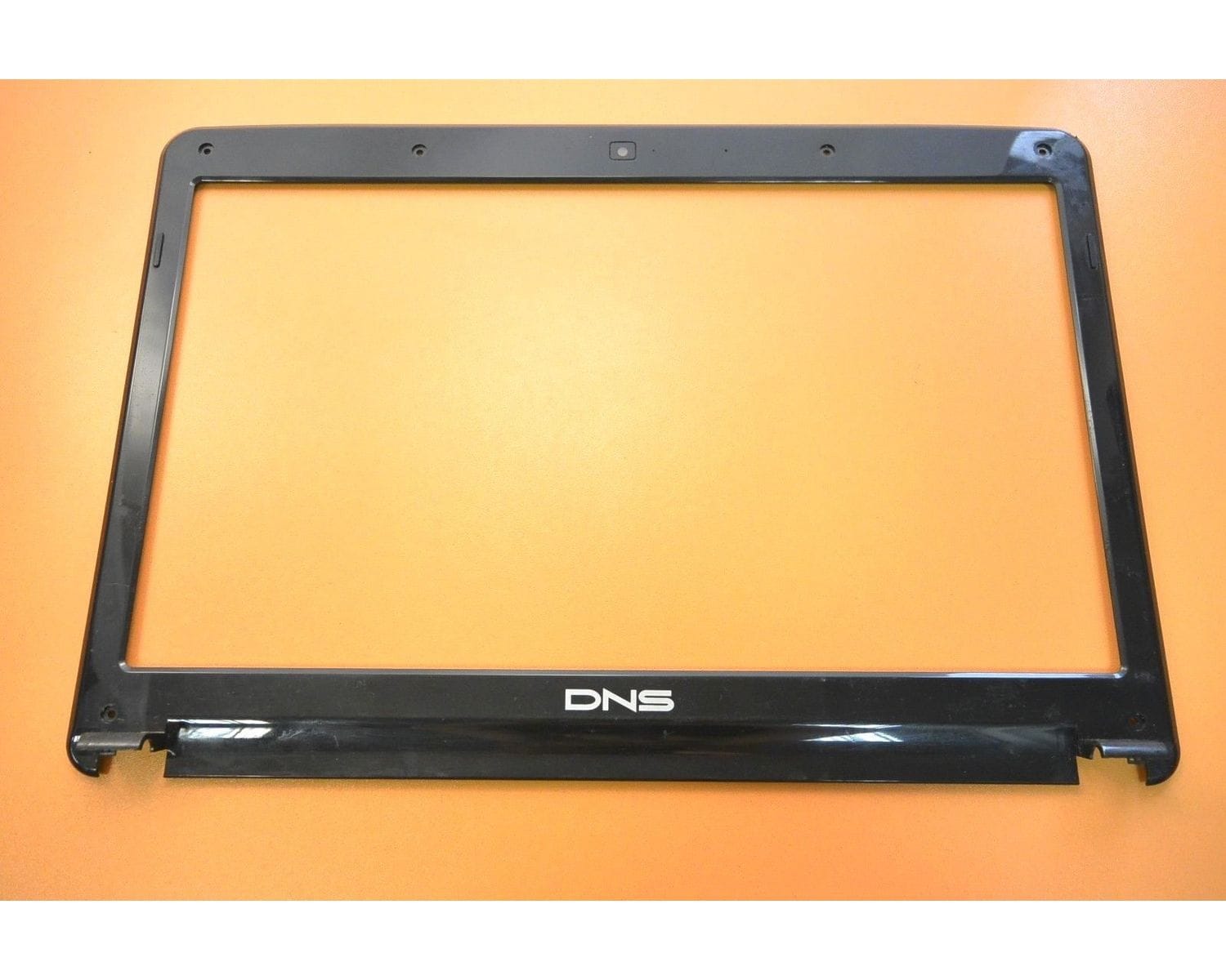 Medion Akoya E6234 MD99090 15.6" рамка для верхней крышки 13N0-ZEA0Y01
