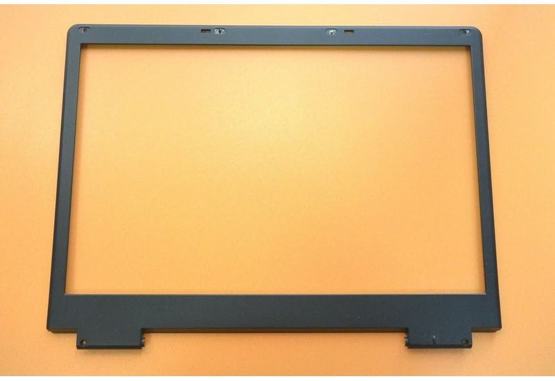RoverBook PARTNER W500L 15.4" рамка для верхней части ноутбука 80-41119-B0