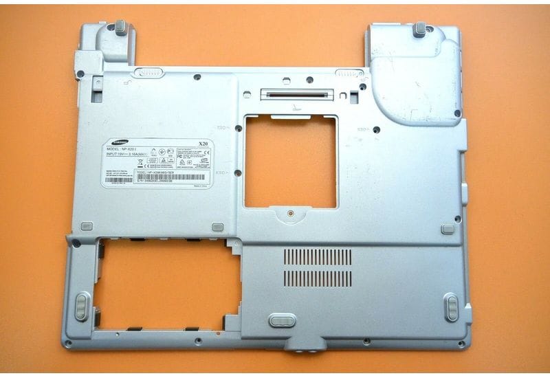 Samsung X20 NP-X20 Поддон, нижняя крышка ноутбука BA81-00737A