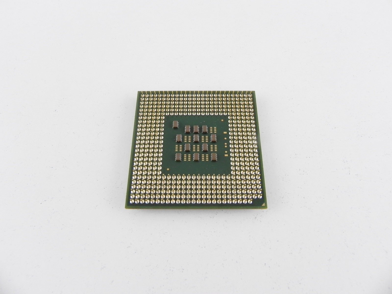 Core m1. Pga988 сокет. Intel Celeron m 2.4 GHZ. Socket g1 процессоры. Процессоры 478 сокет Intel 4 ядра.
